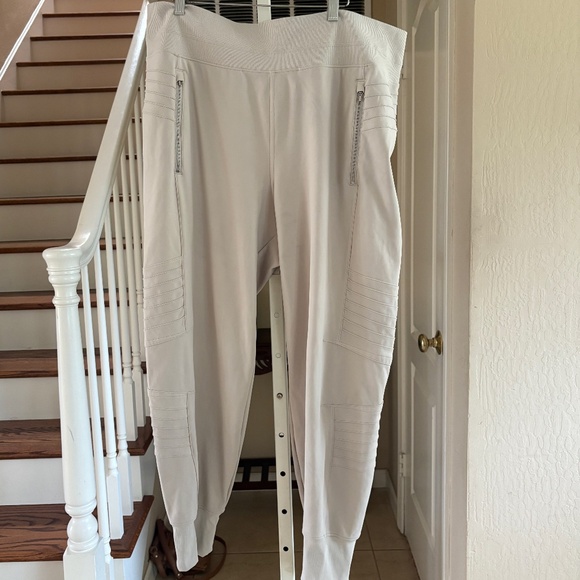 Athleta Tan Venice Moto Jogger Pants Ath-leisure Versatile Zip pockets 2X - Picture 1 of 3
